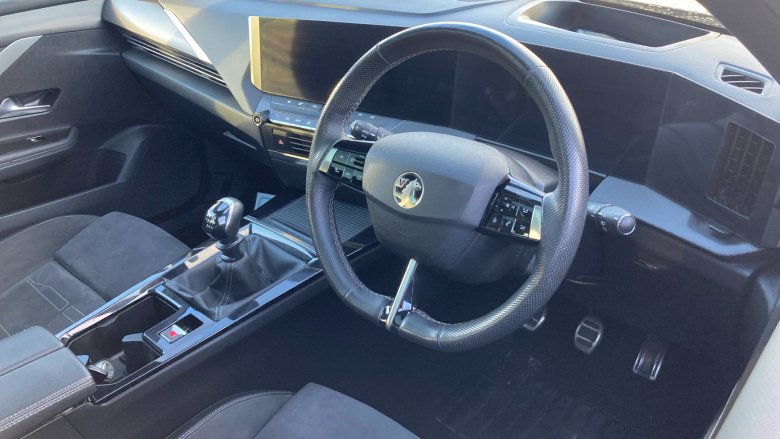 Vauxhall Astra 1.2 Turbo 130 Ultimate 5dr Petrol Hatchback